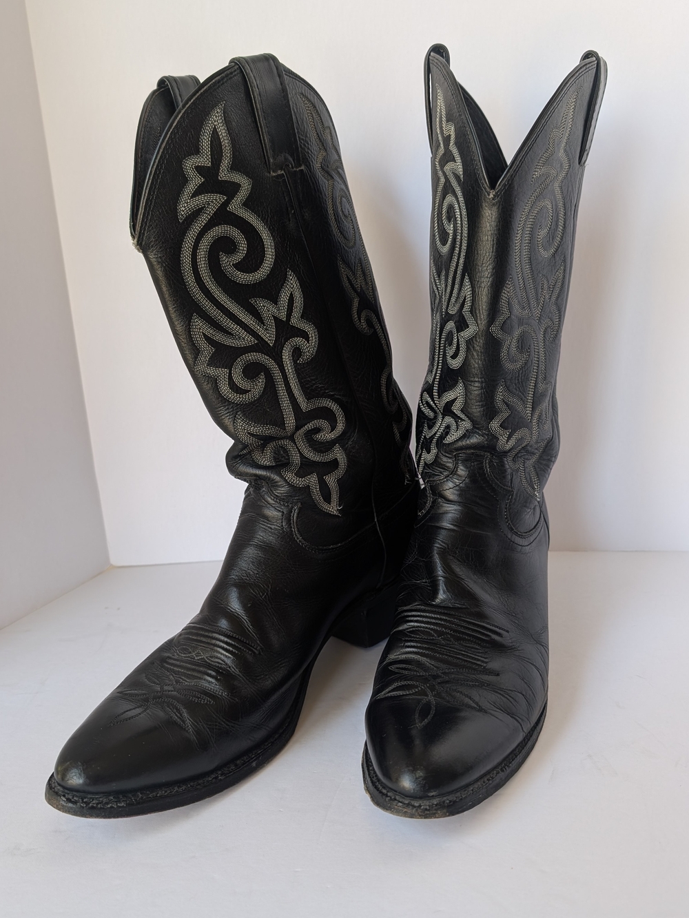 Justin Vtg Boots Black Leather Western Cowboy Boots with White Stitching USA